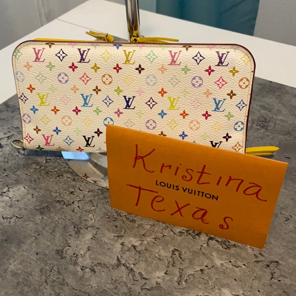 ❌SOLD❌100% authentic LV Murakami Insolite citron
